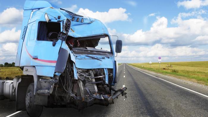 Hire Best 18 Wheeler Accident Lawyers for Unmatched Legal Representation